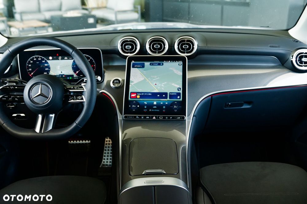 Mercedes-Benz GLC - 17