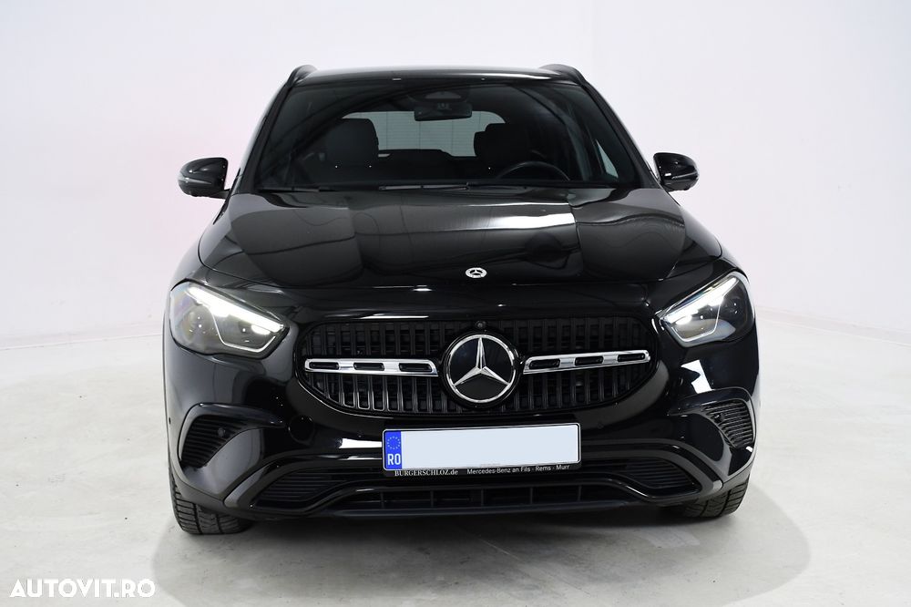 Mercedes-Benz GLA - 2