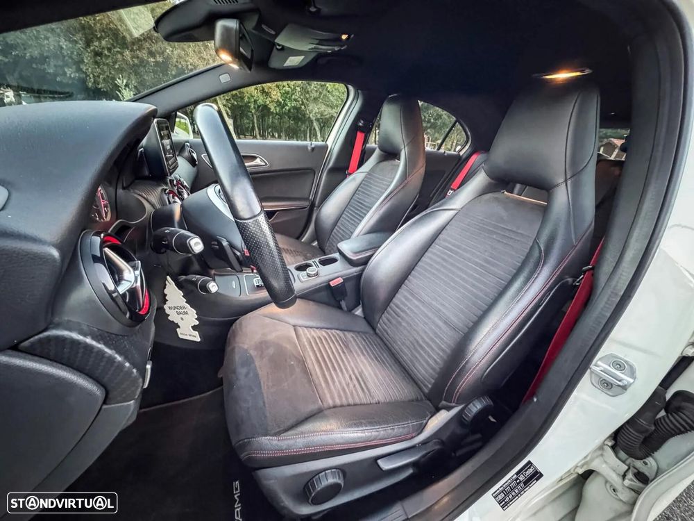 Mercedes-Benz A 45 AMG 4Matic Speedshift 7G-DCT - 12