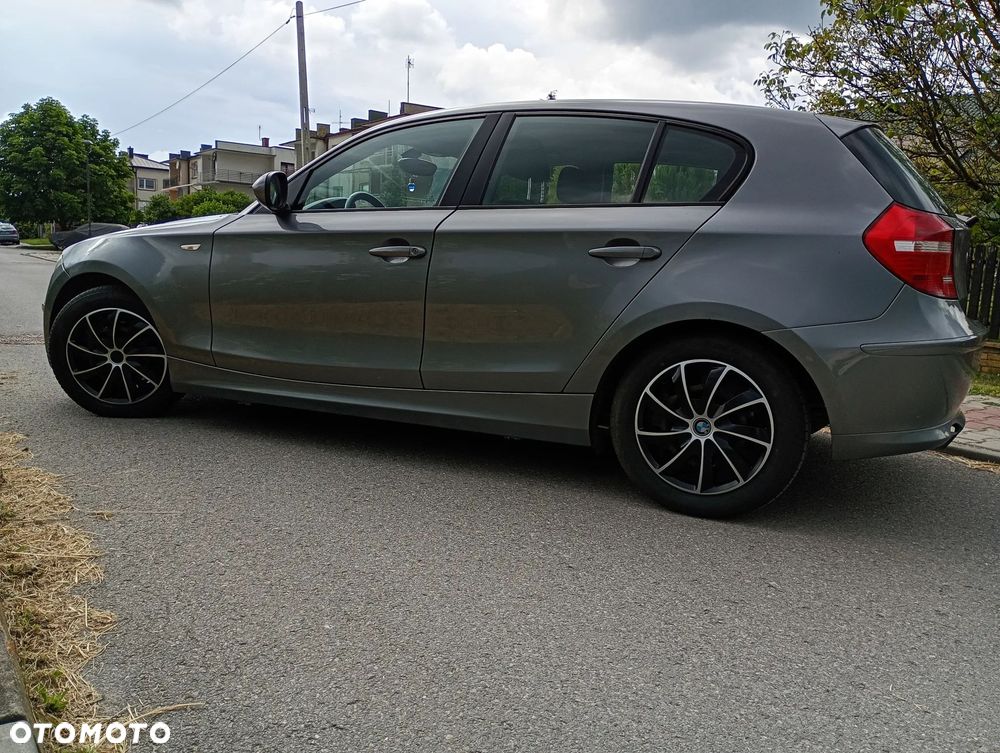 BMW Seria 1 118d DPF Edition Lifestyle - 26
