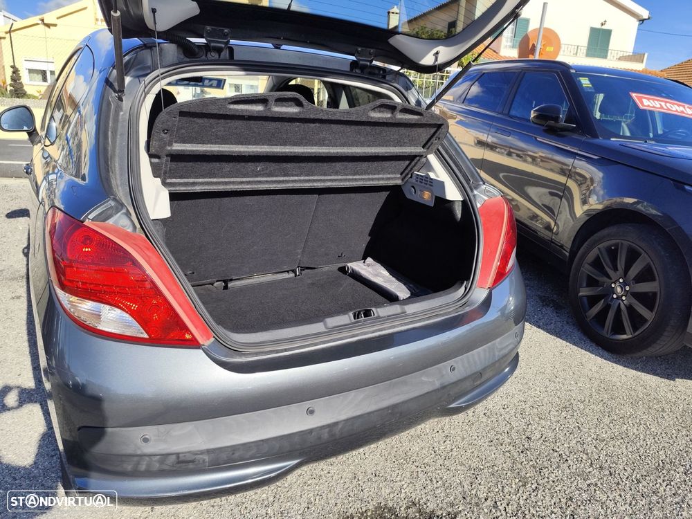 Peugeot 207 1.4 16V Trendy - 7