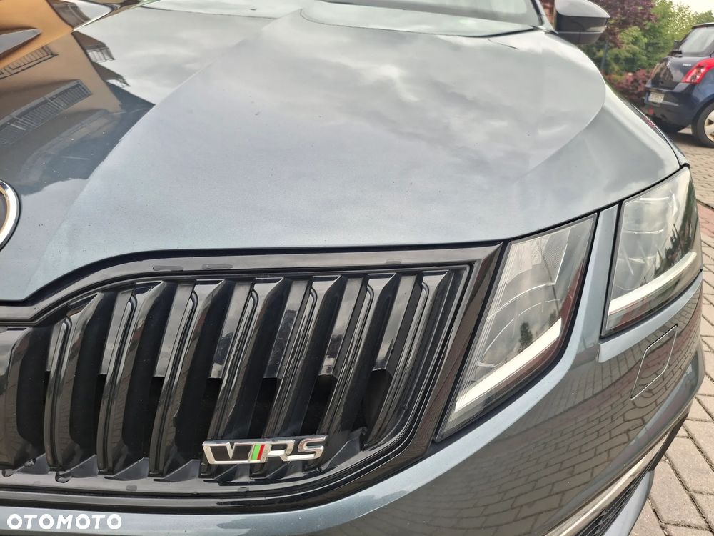 Skoda Octavia 2.0 TDI 4x4 DSG RS - 19