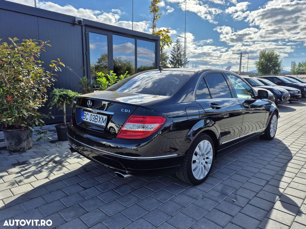 Mercedes-Benz C - 3