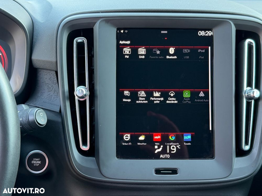 Volvo XC 40 - 24