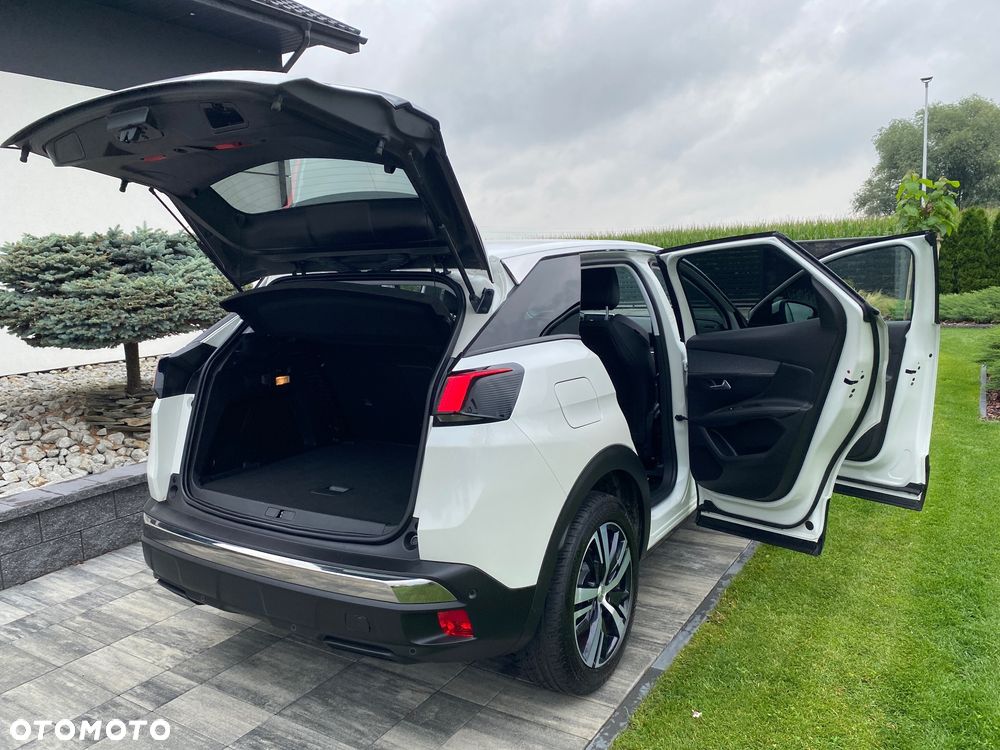 Peugeot 3008 1.2 PureTech GPF Allure S&S EAT8 - 31