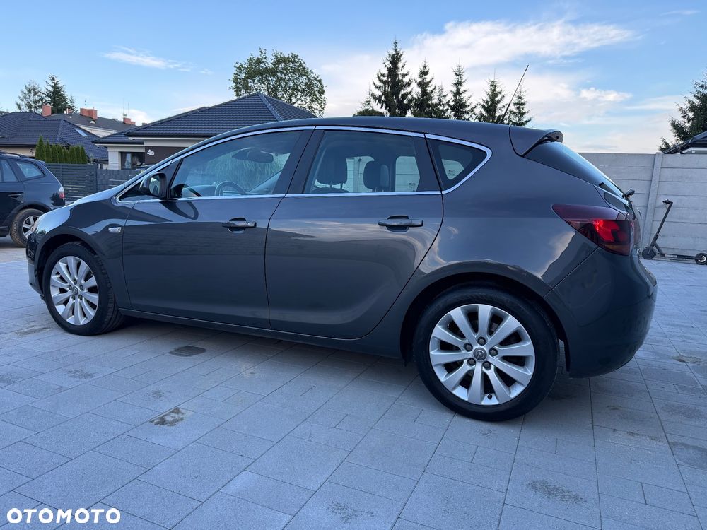 Opel Astra - 13