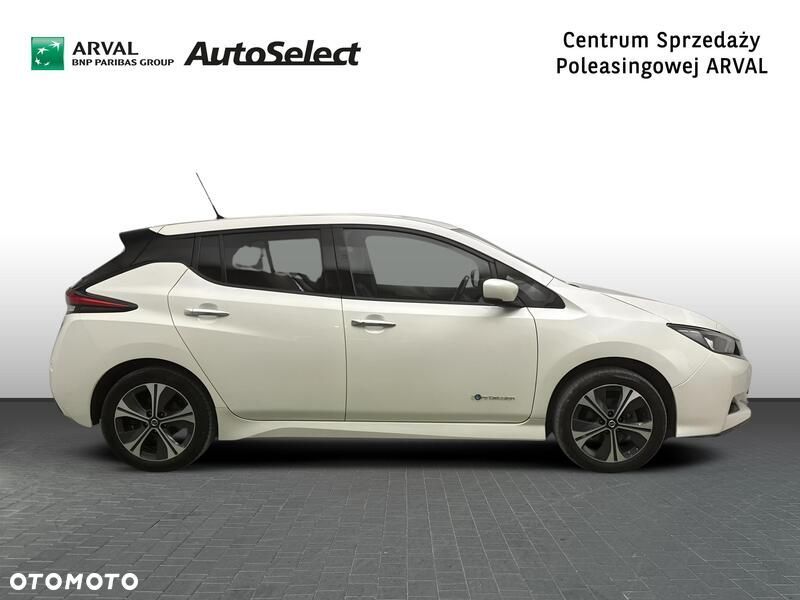 Nissan Leaf - 7