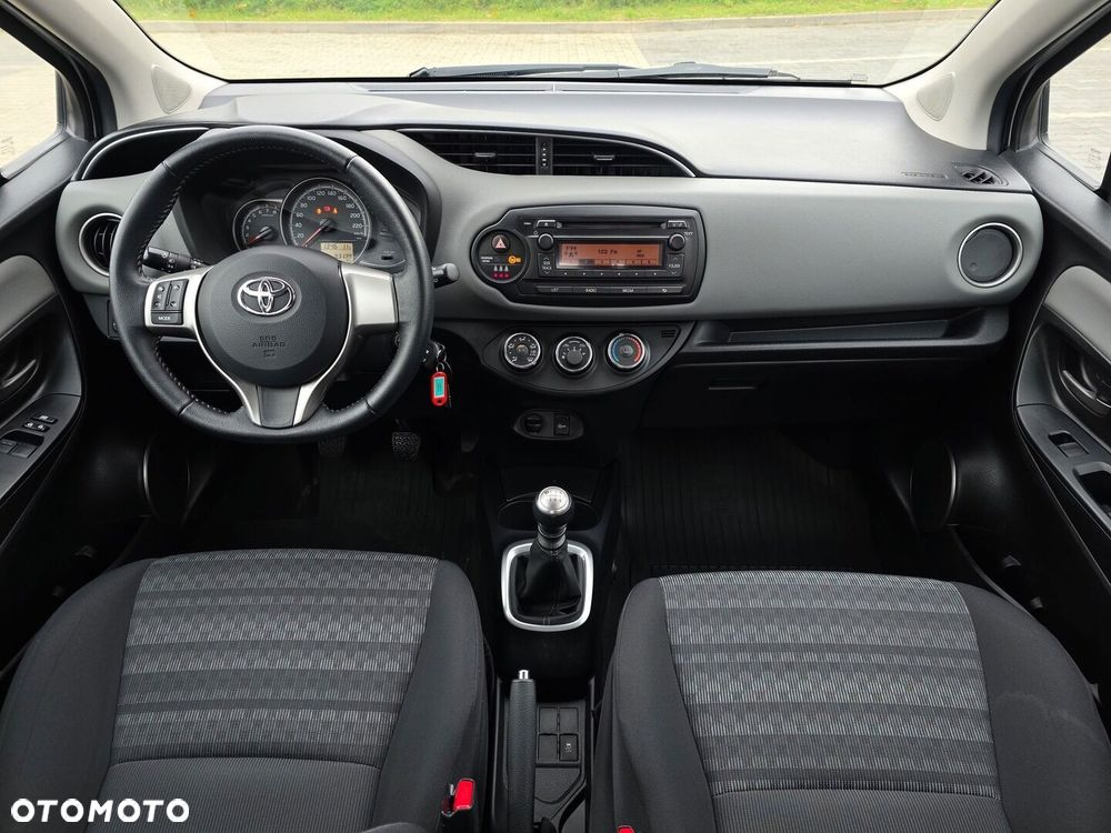 Toyota Yaris - 16