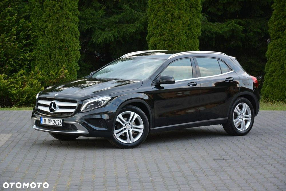 Mercedes-Benz GLA 200 Urban - 3