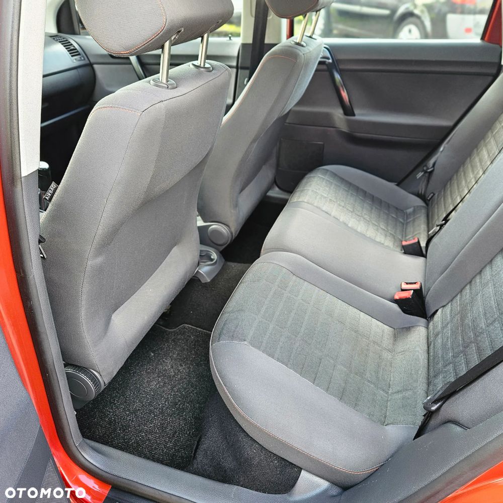 Volkswagen Polo - 15