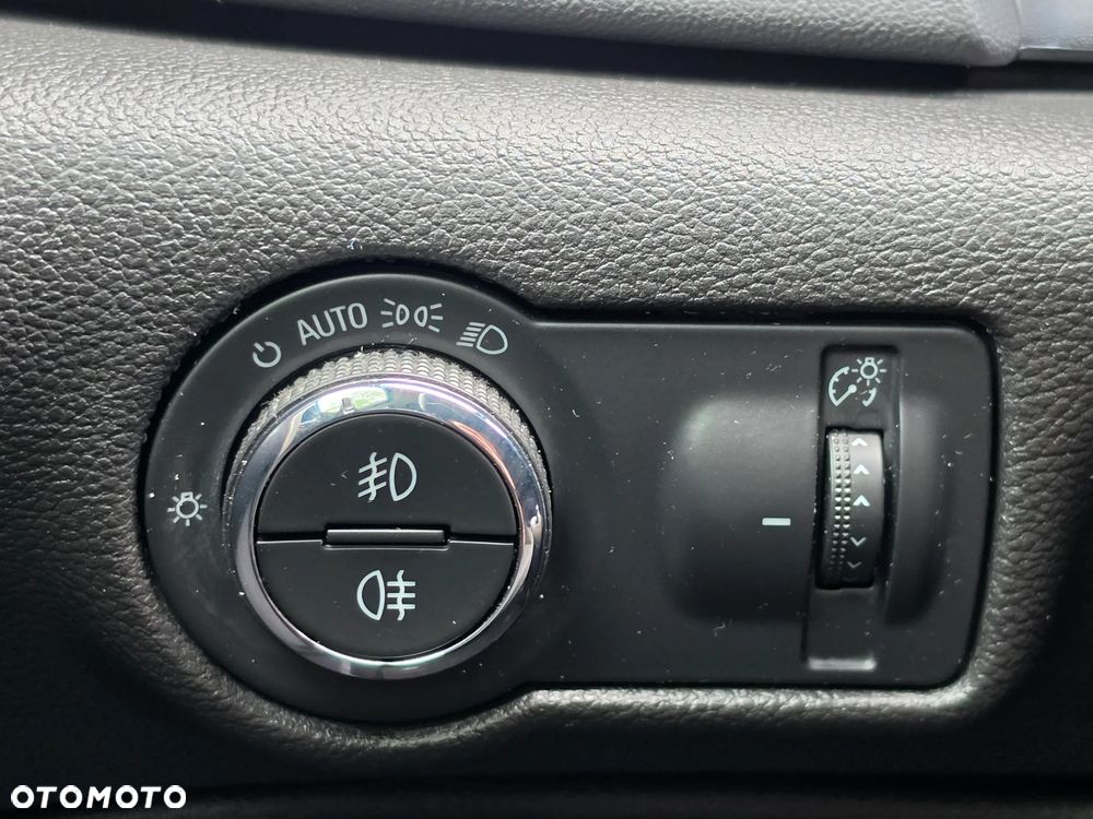 Opel Astra 1.4 Turbo ecoFLEX Start/Stop Active - 29