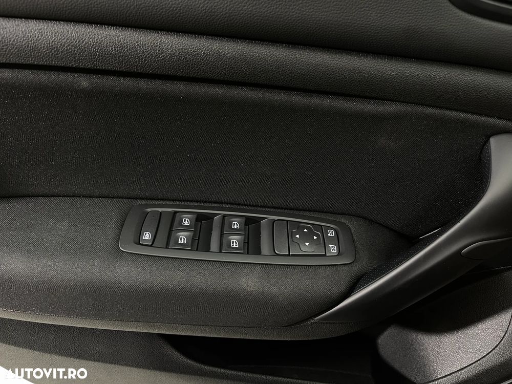 Renault Megane TCe 140 GPF Equilibre - 18