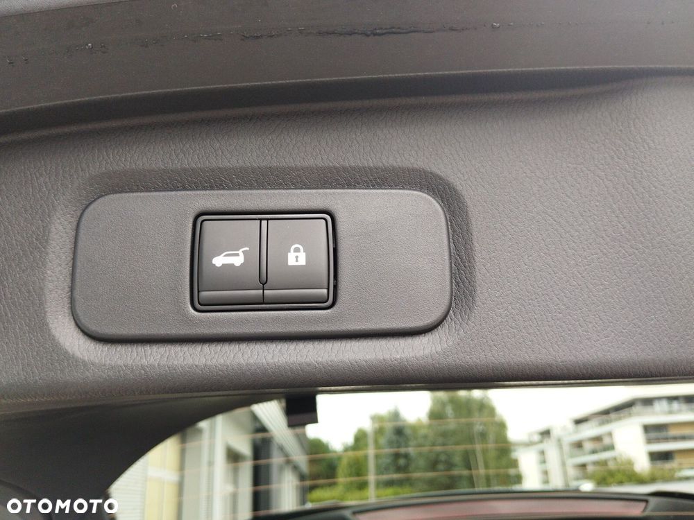 Nissan Qashqai 1.3 DIG-T mHEV N-Design Xtronic - 34
