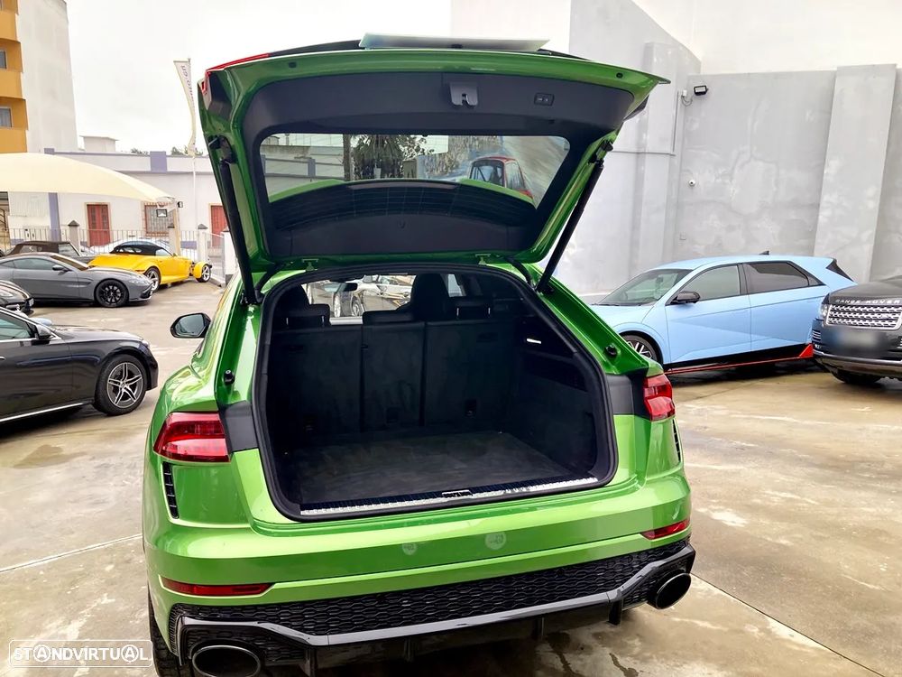 Audi RS Q8 4.0 TFSI quattro Tiptronic - 33