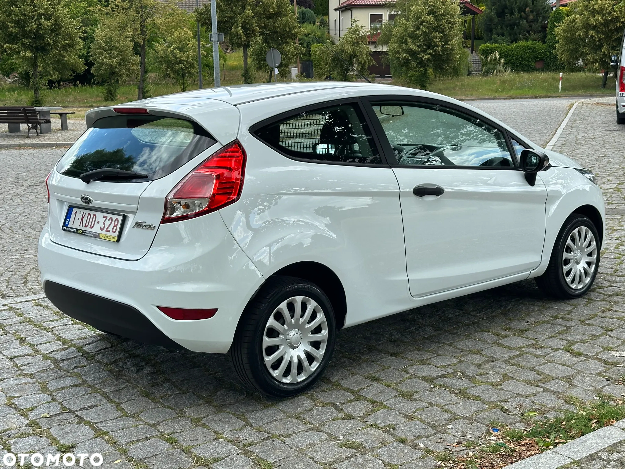 Ford FIESTA VAN - 3