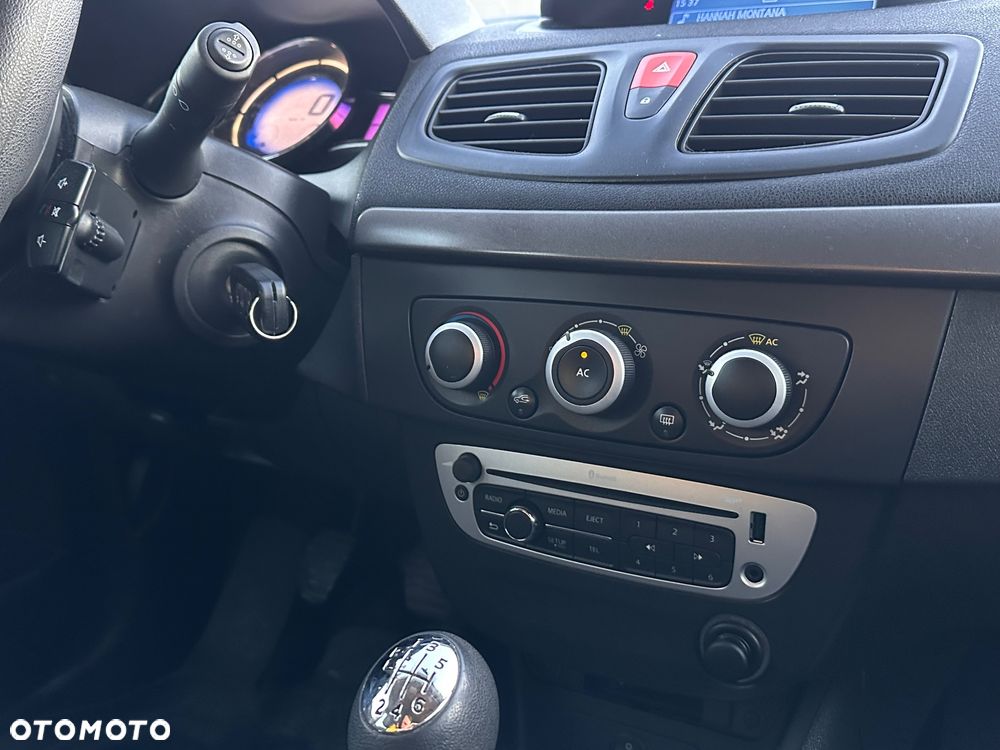 Renault Fluence 1.5 dCi Life EU6 - 22