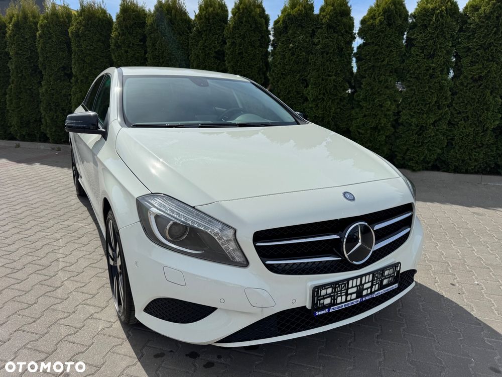 Mercedes-Benz Klasa A 200 7G-DCT Activity Edition - 14