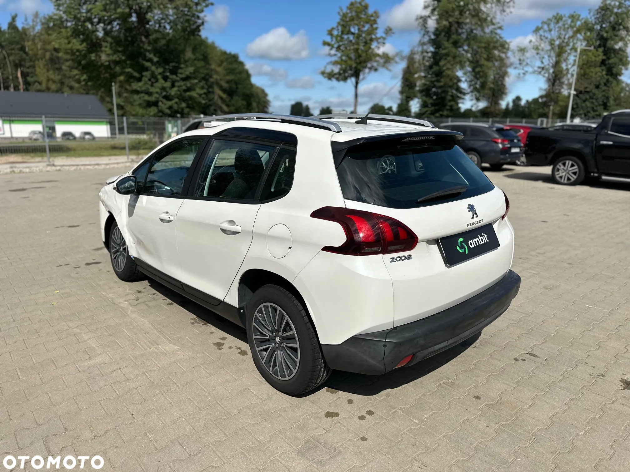 Peugeot 2008 - 9