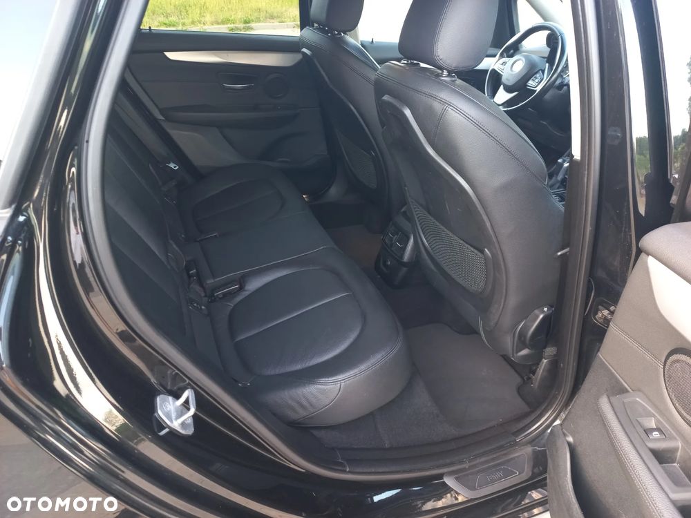 BMW Seria 2 220d Advantage sport - 11