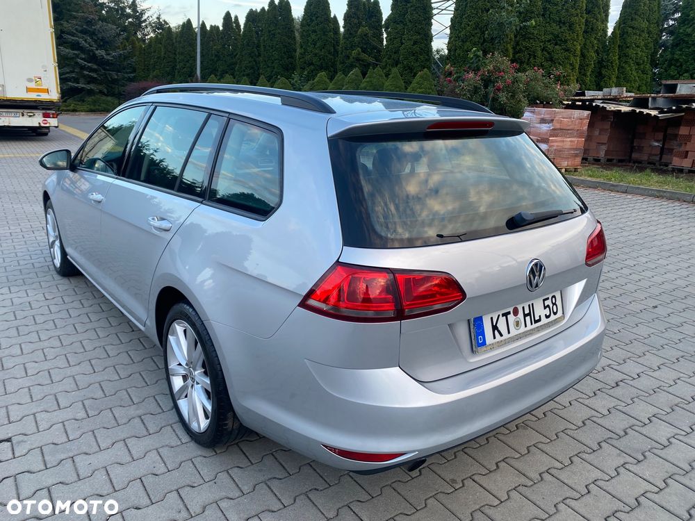 Volkswagen Golf - 3