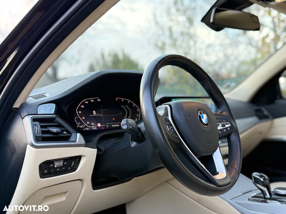 BMW Seria 3 320i AT - 22