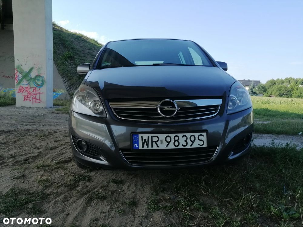Opel Zafira - 12