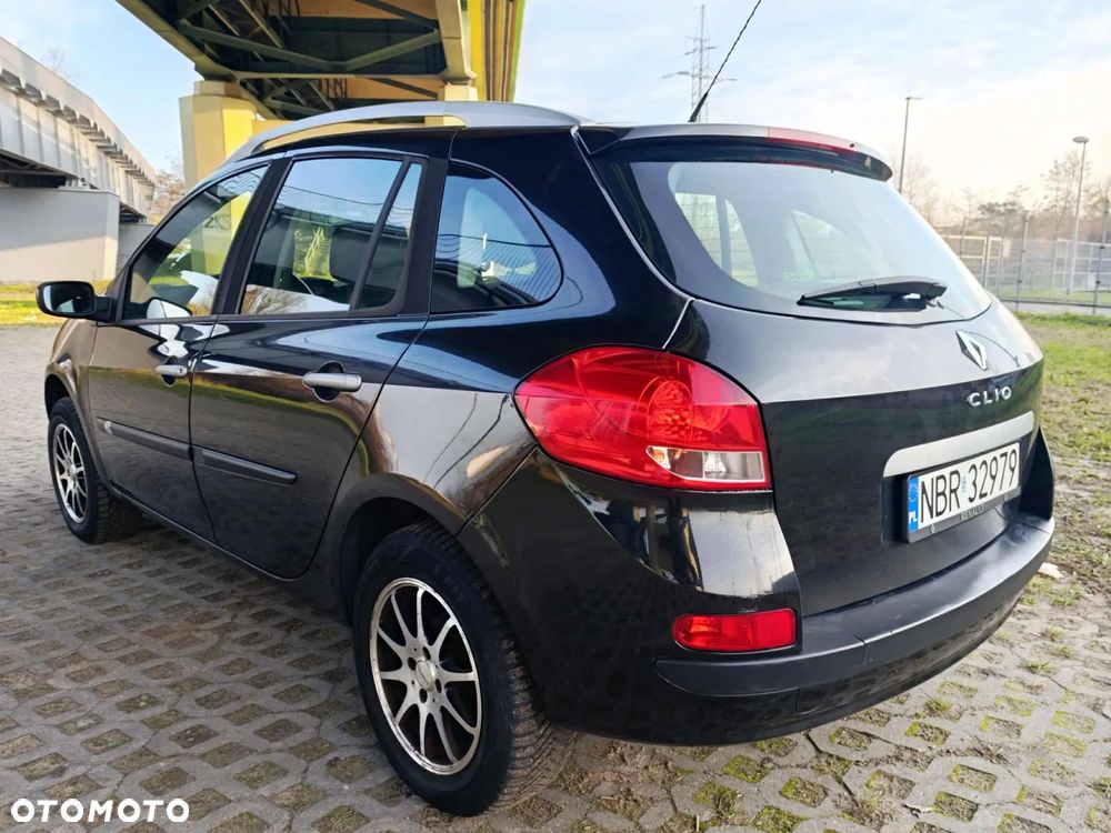 Renault Clio 1.2 16V 75 Dynamique - 3