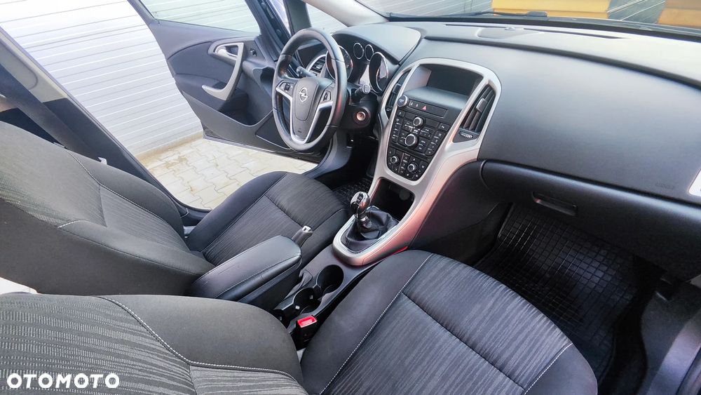 Opel Astra 1.4 T Sport - 11