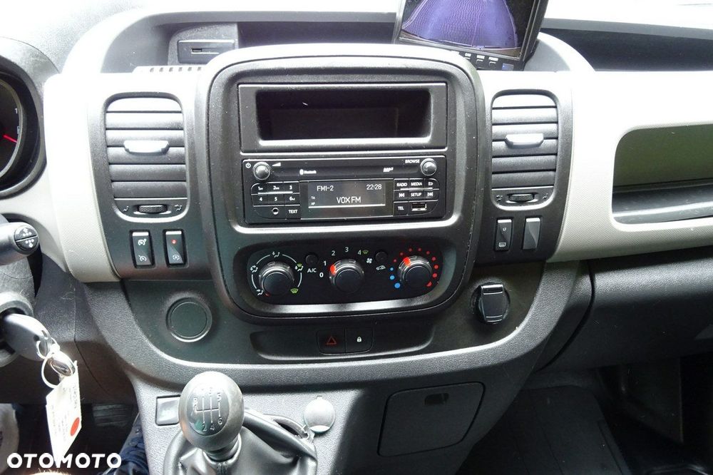 Renault Trafic - 15
