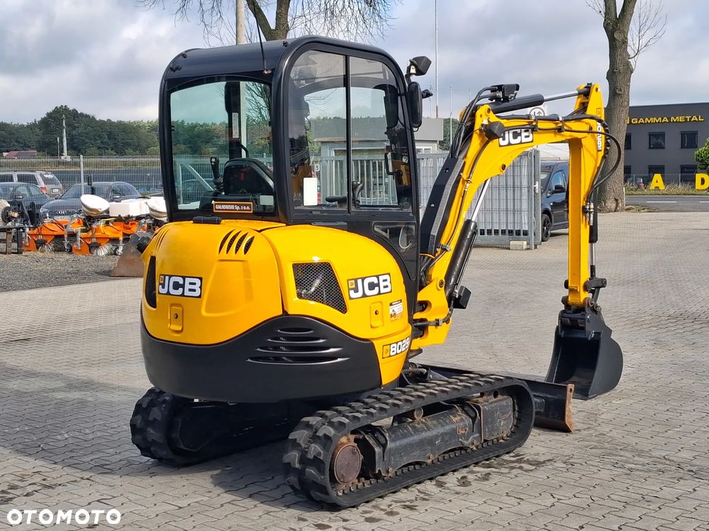 JCB 8029 CTS / 8026 - 4