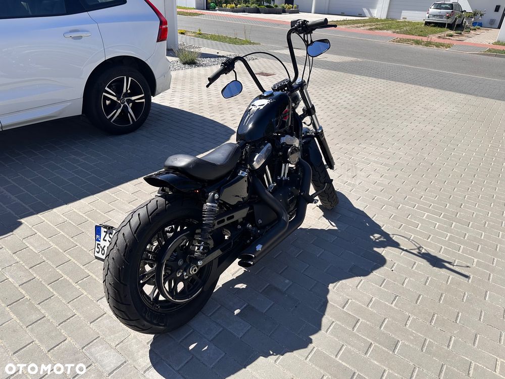 Harley-Davidson Sportster Forty-Eight - 2