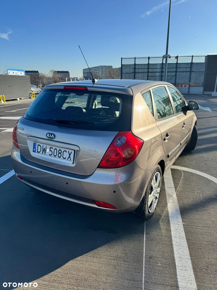 Kia Ceed 1.4 Comfort - 2