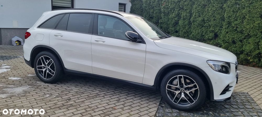 Mercedes-Benz GLC - 17