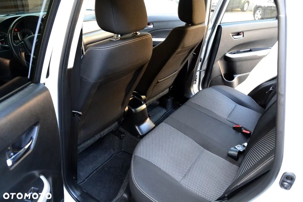 Suzuki Vitara 1.6 Elegance 2WD - 8