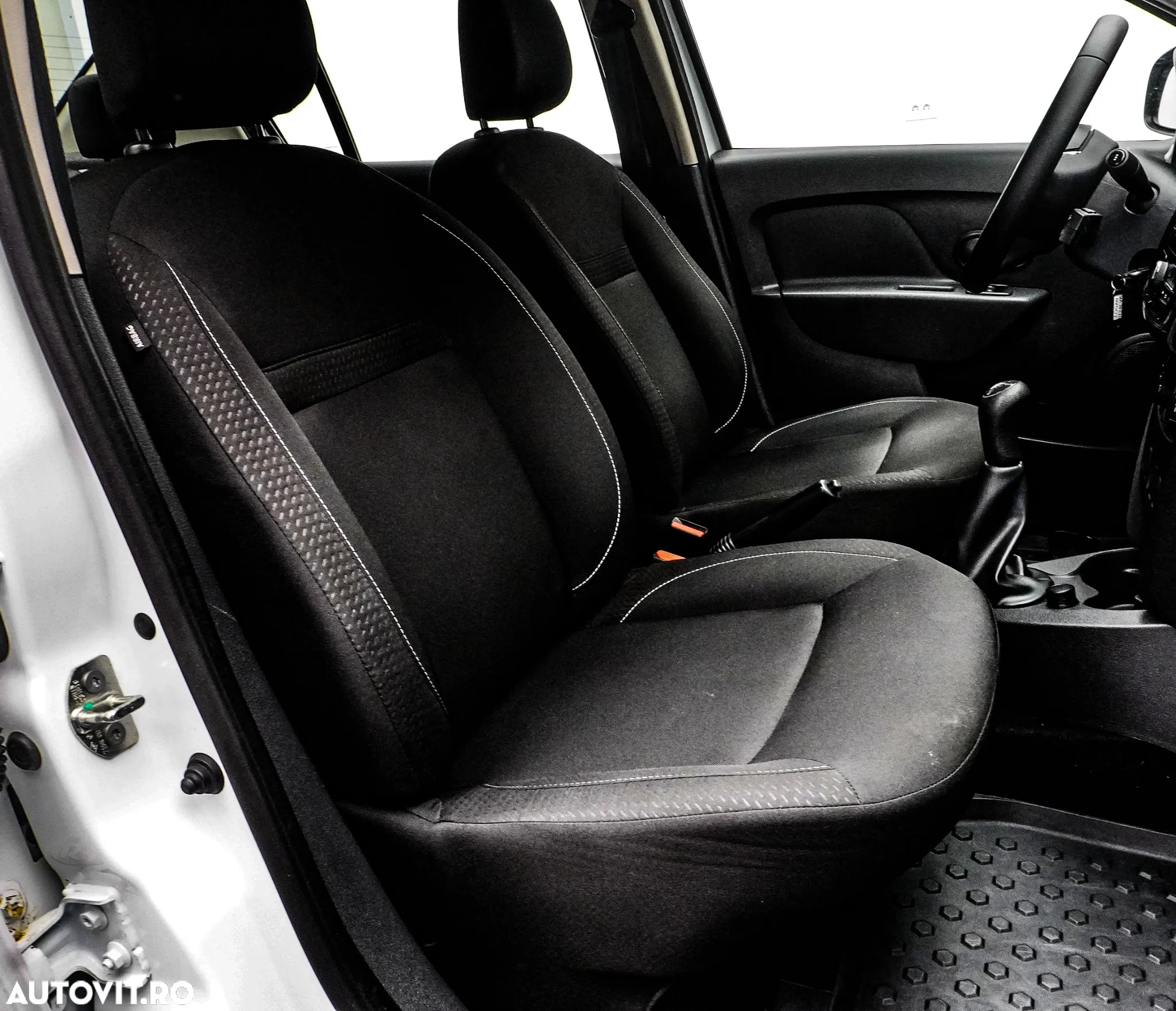 Dacia Logan 1.5 DCI Laureate - 15