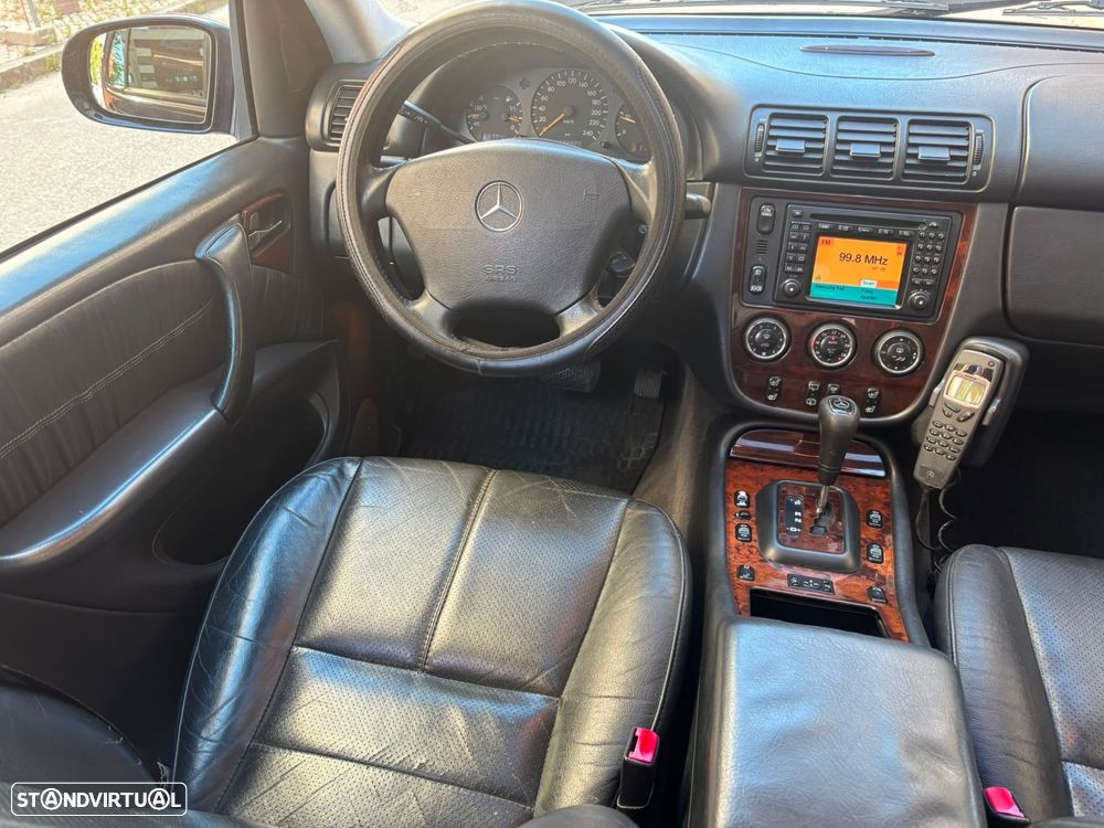Mercedes-Benz ML 270 - 26