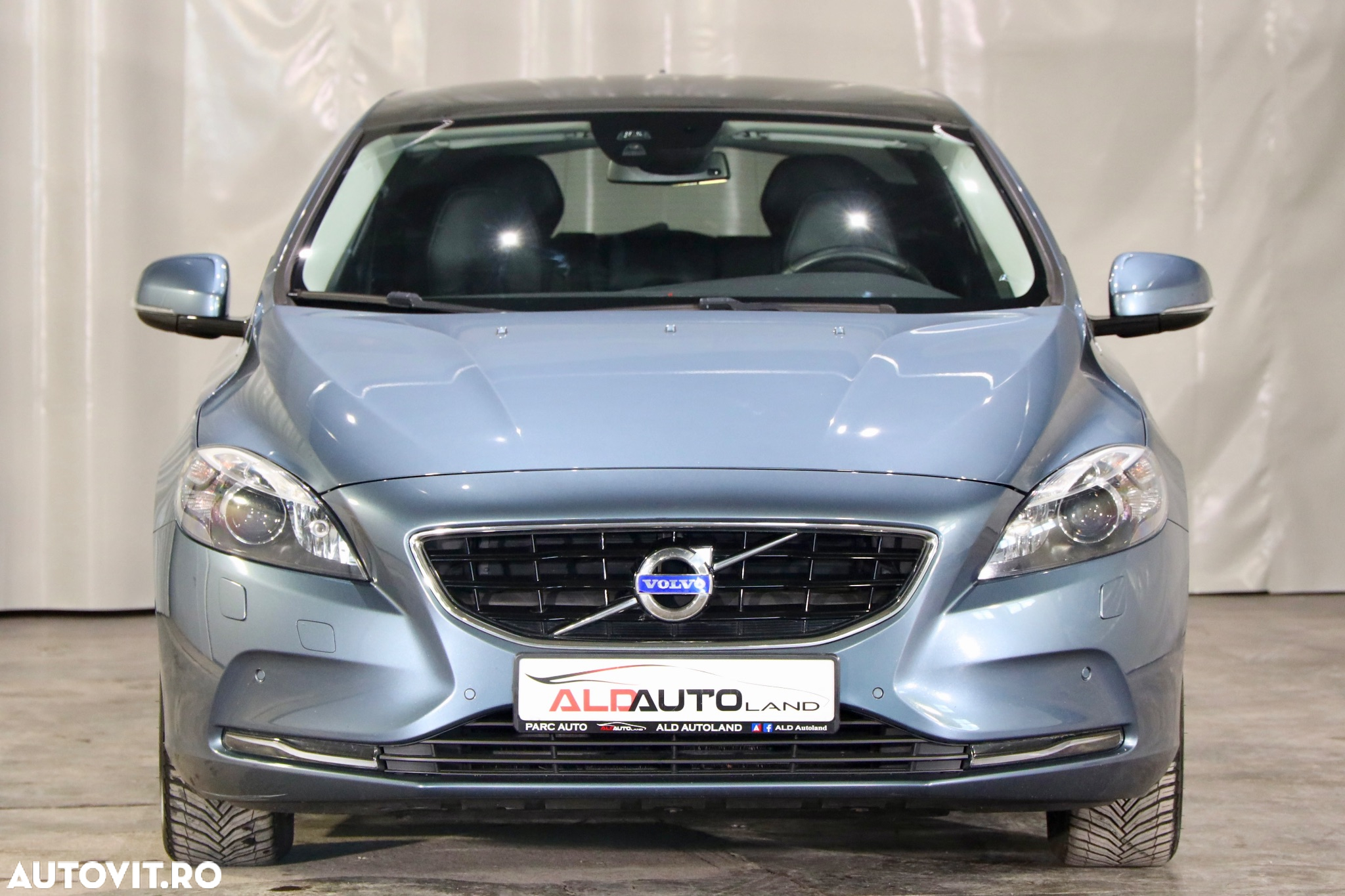 Volvo V40 D2 - 36