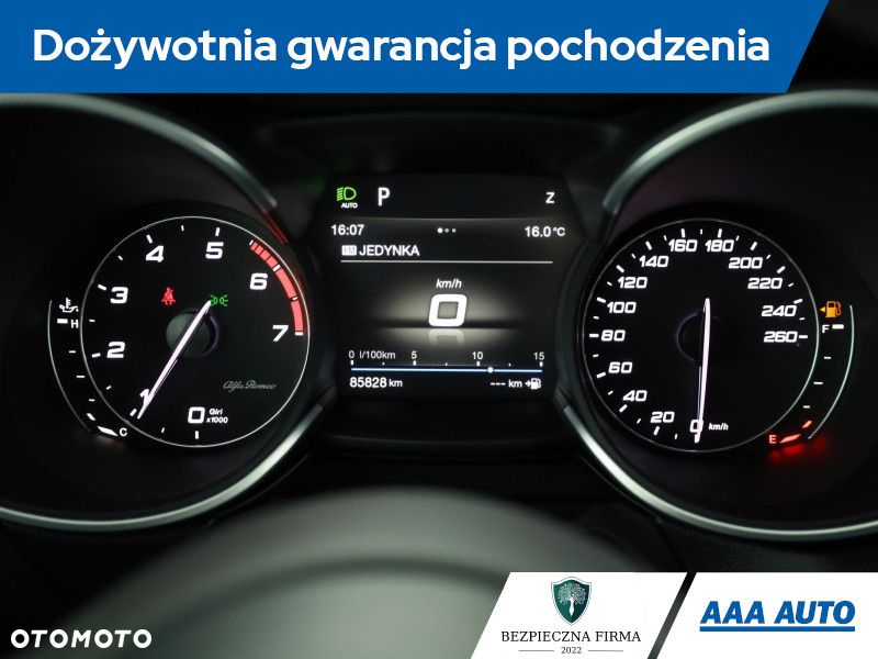 Alfa Romeo Stelvio - 9