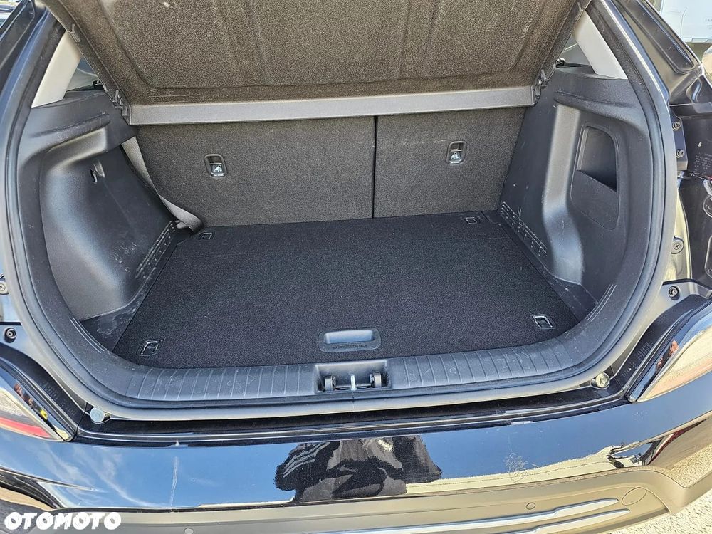 Hyundai Kona 39kWh Style - 17