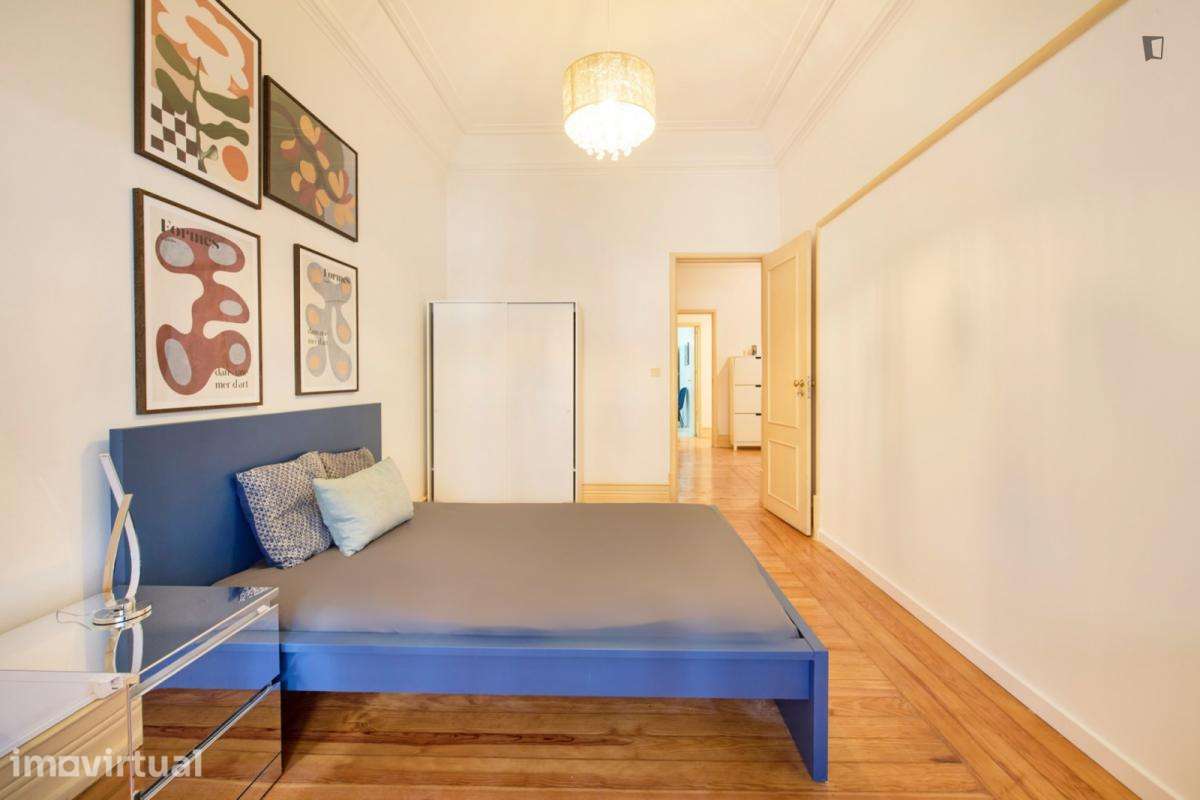 Quarto - localizado em Rato Lisbon - Grande imagem: 4/36