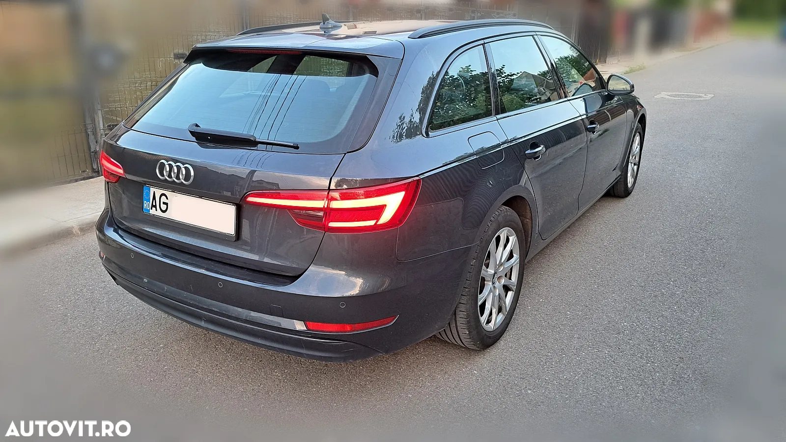Audi A4 - 4