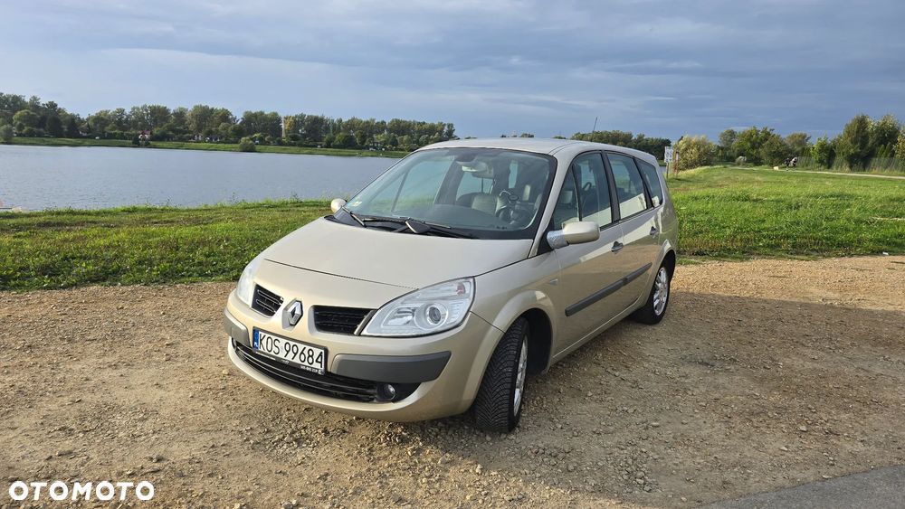 Renault Scenic - 2