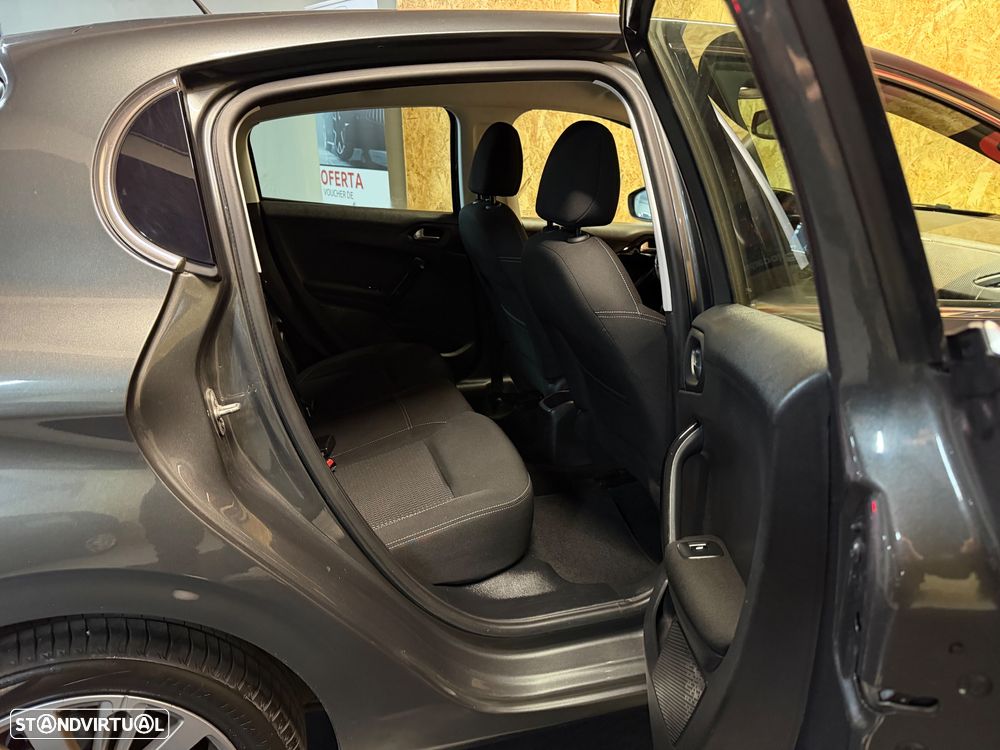 Peugeot 208 PureTech 110 Stop & Start Allure - 10