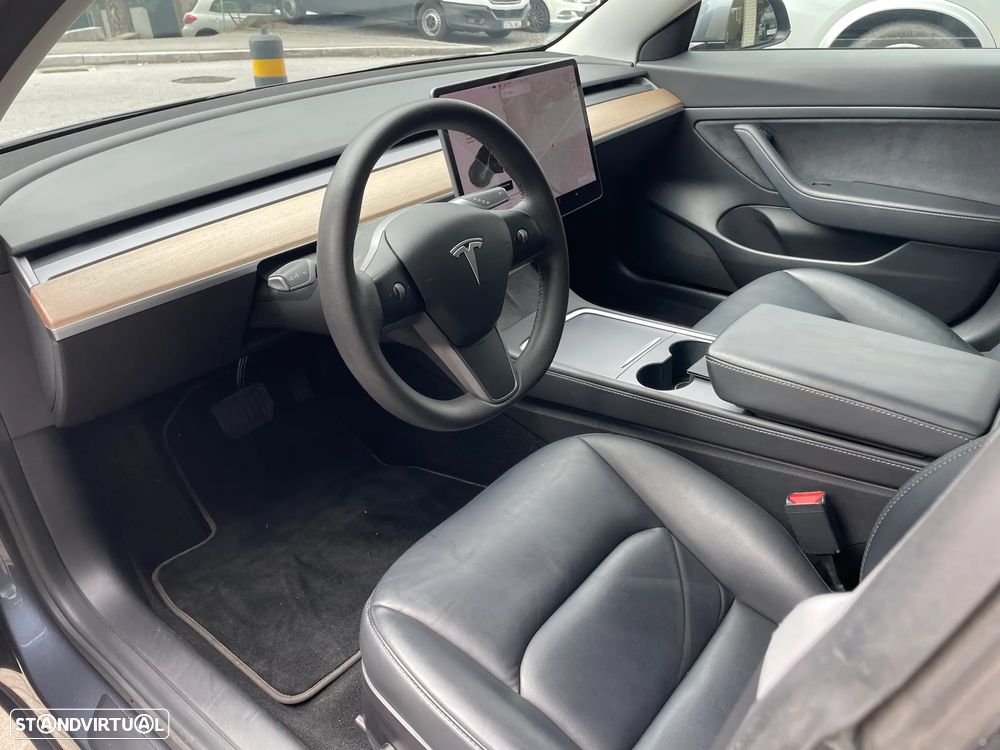 Tesla Model 3 Standard Range Plus RWD - 19