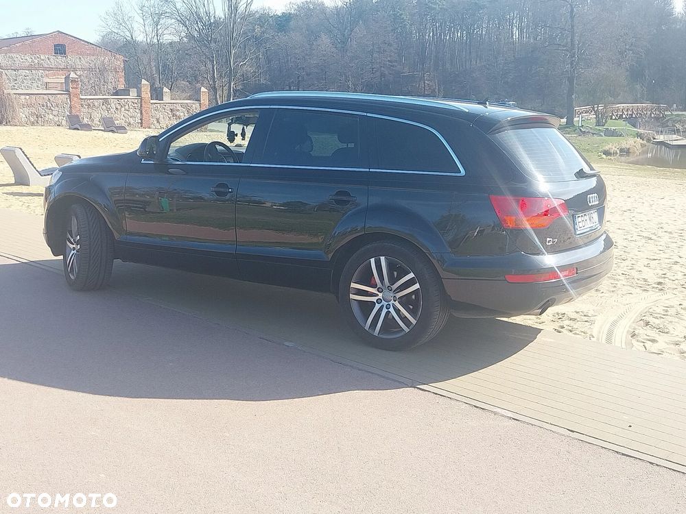 Audi Q7 - 5