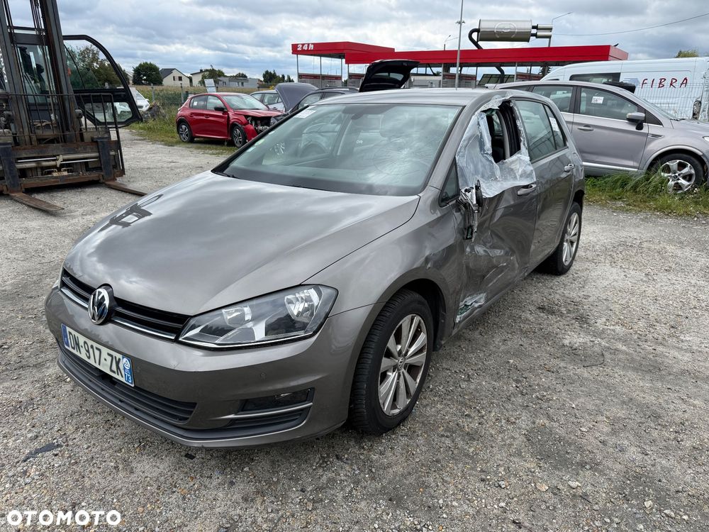 Volkswagen Golf - 5