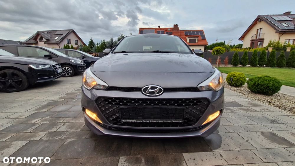 Hyundai i20 1.2 Trend - 21