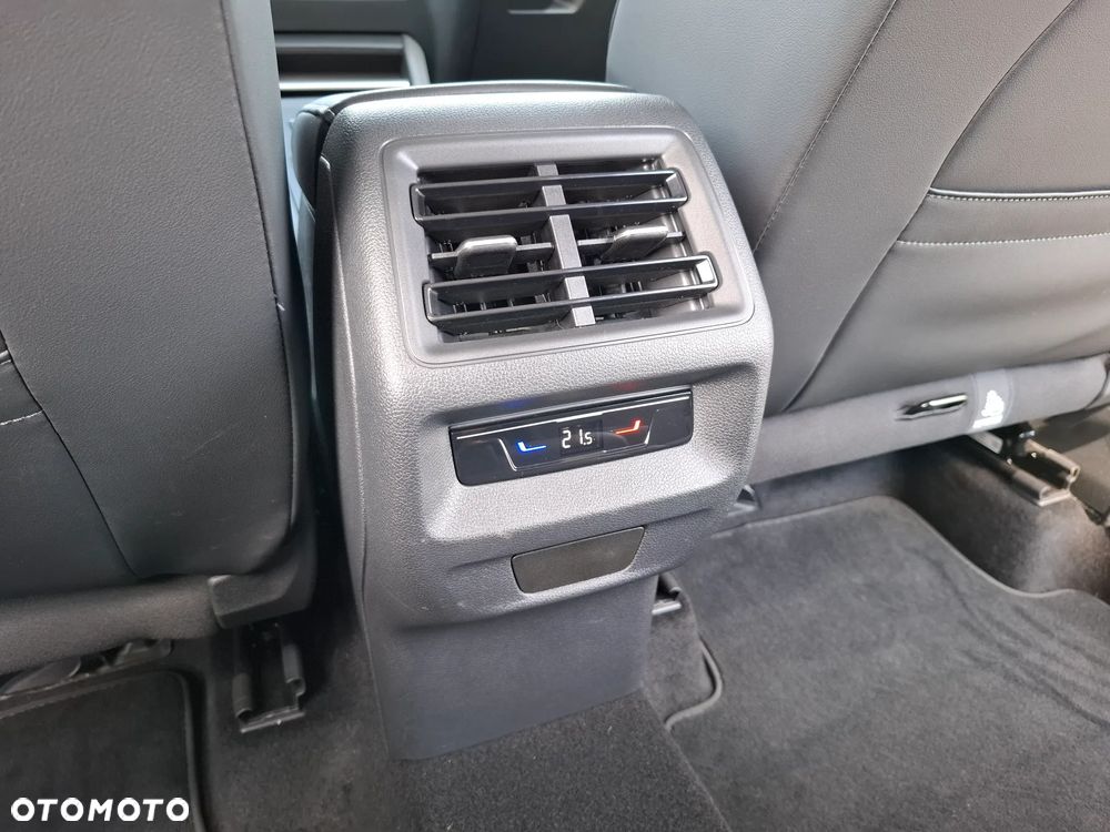 Volkswagen Tayron 1.5 eTSI mHEV Life Plus DSG - 33
