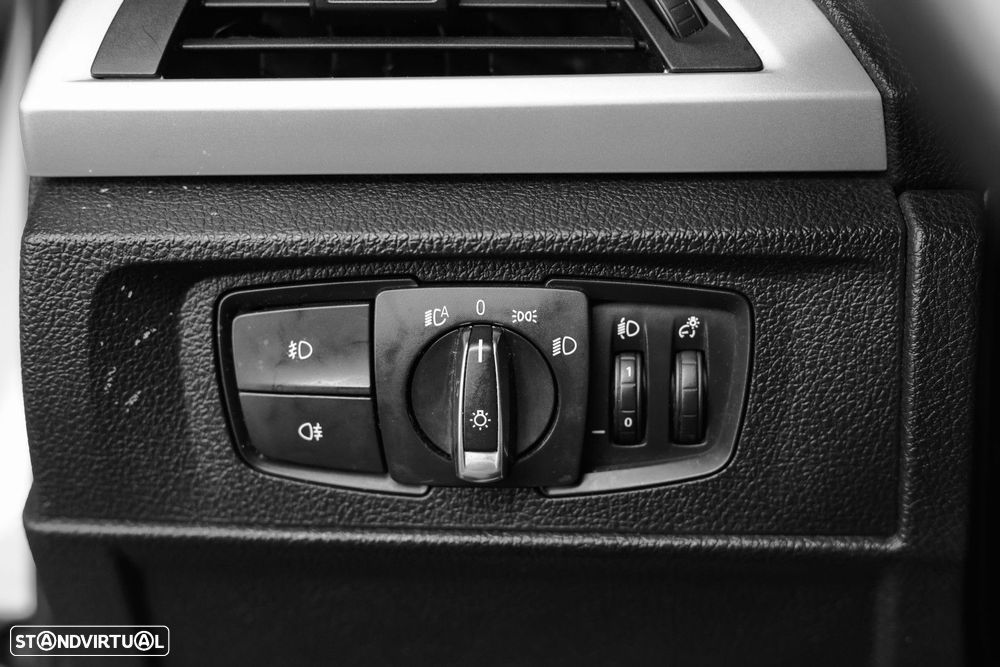 BMW 116 d EfficientDynamics - 31