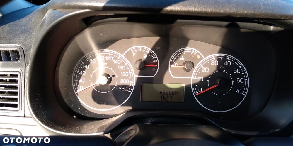 Fiat Grande Punto - 6
